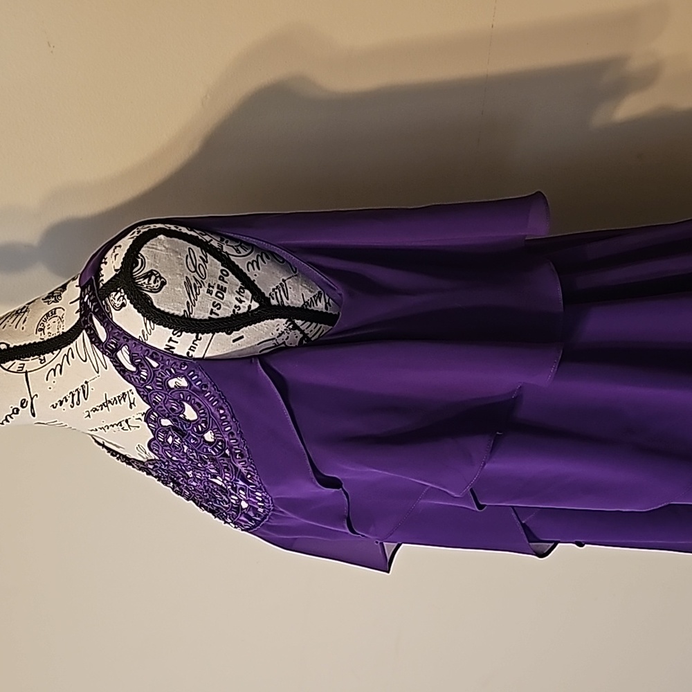 STUNNING EVENING DRESS!! 😍 💜